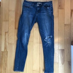 Levi’s Skinny 711s